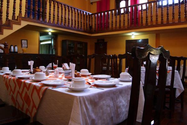 Hotel Plaza Santo Domingo San Cristóbal de Las Casas エクステリア 写真