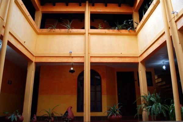 Hotel Plaza Santo Domingo San Cristóbal de Las Casas エクステリア 写真