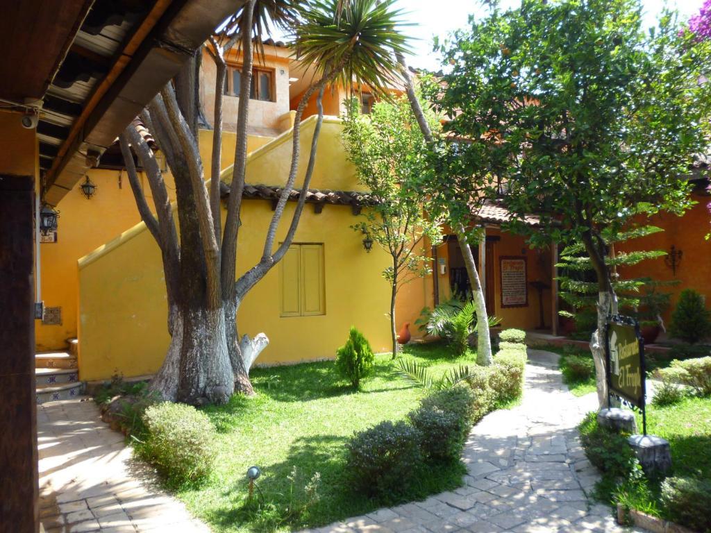 Hotel Plaza Santo Domingo San Cristóbal de Las Casas エクステリア 写真