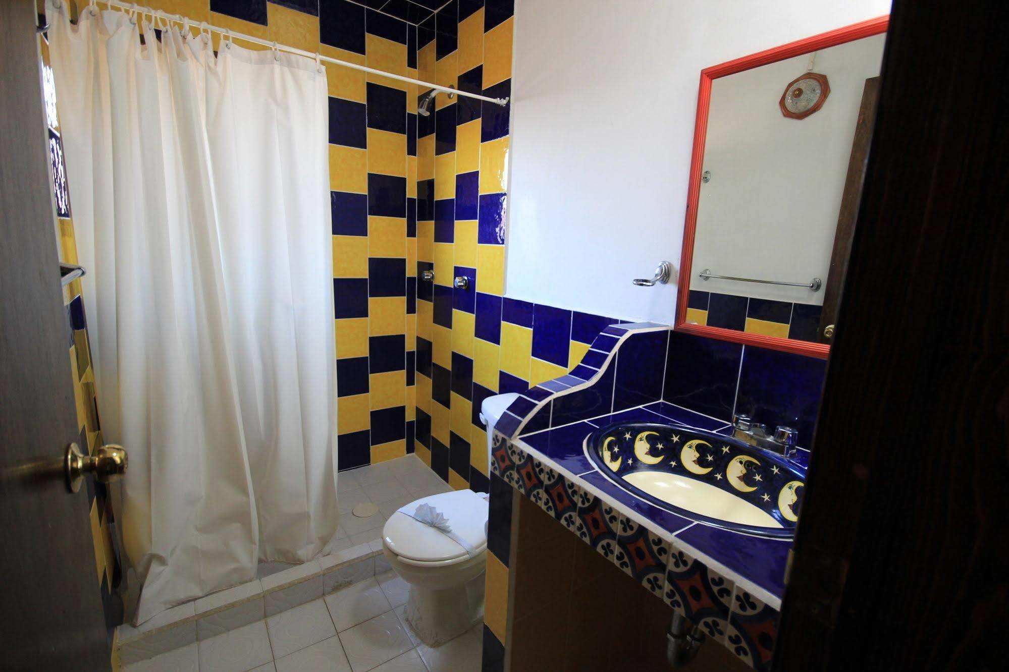 Hotel Plaza Santo Domingo San Cristóbal de Las Casas エクステリア 写真