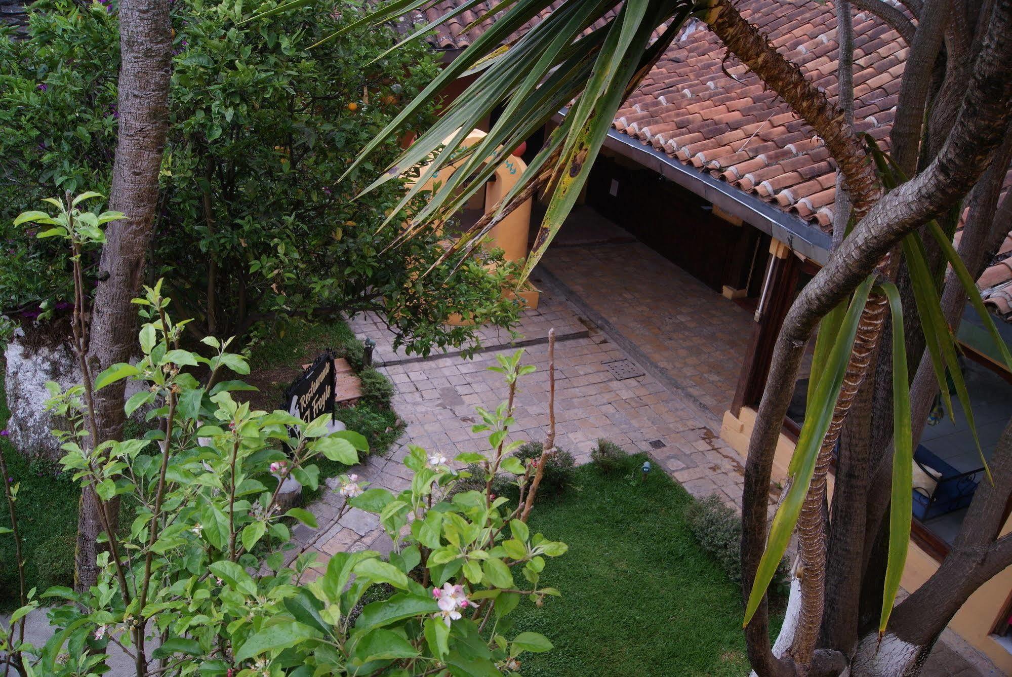 Hotel Plaza Santo Domingo San Cristóbal de Las Casas エクステリア 写真