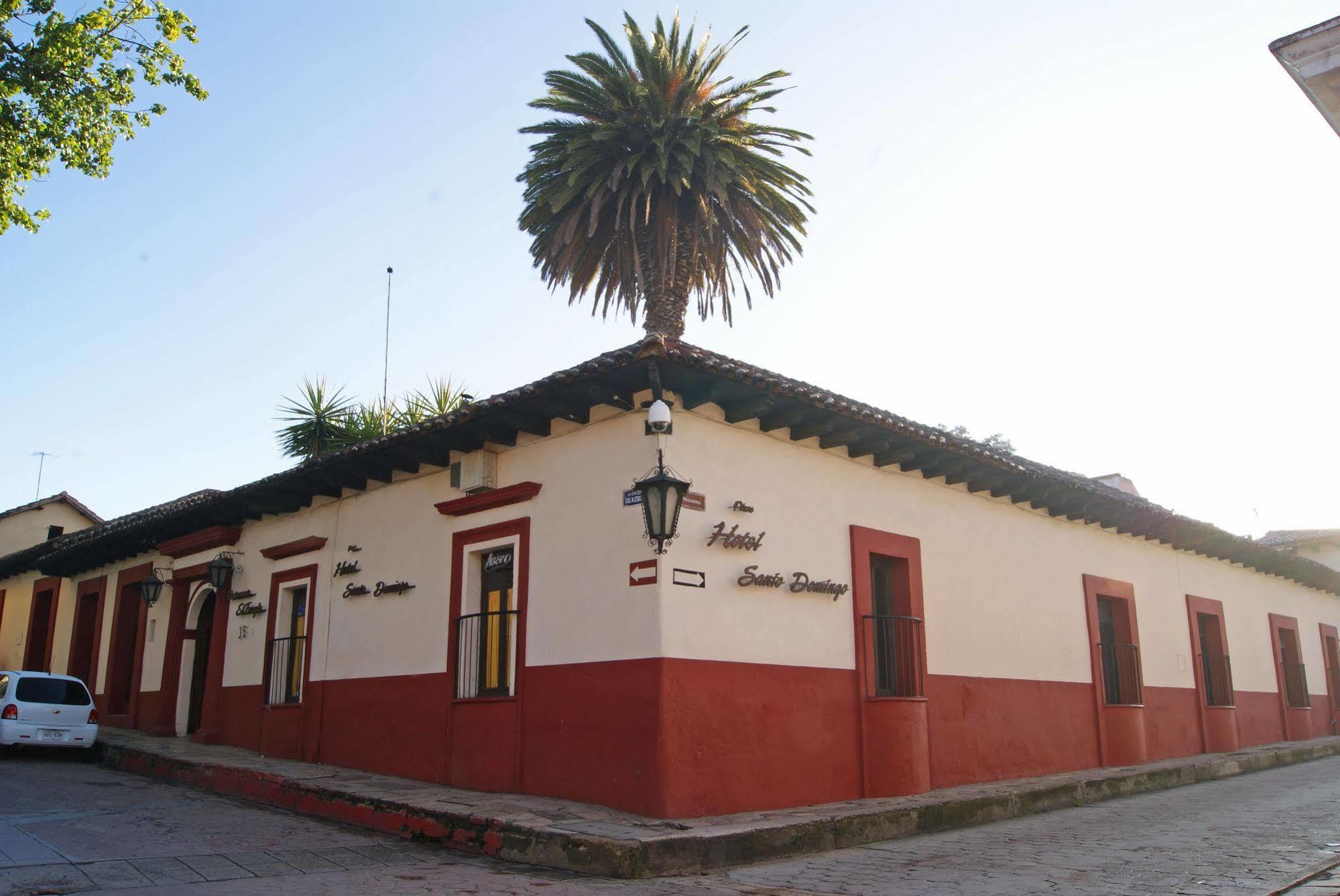 Hotel Plaza Santo Domingo San Cristóbal de Las Casas エクステリア 写真